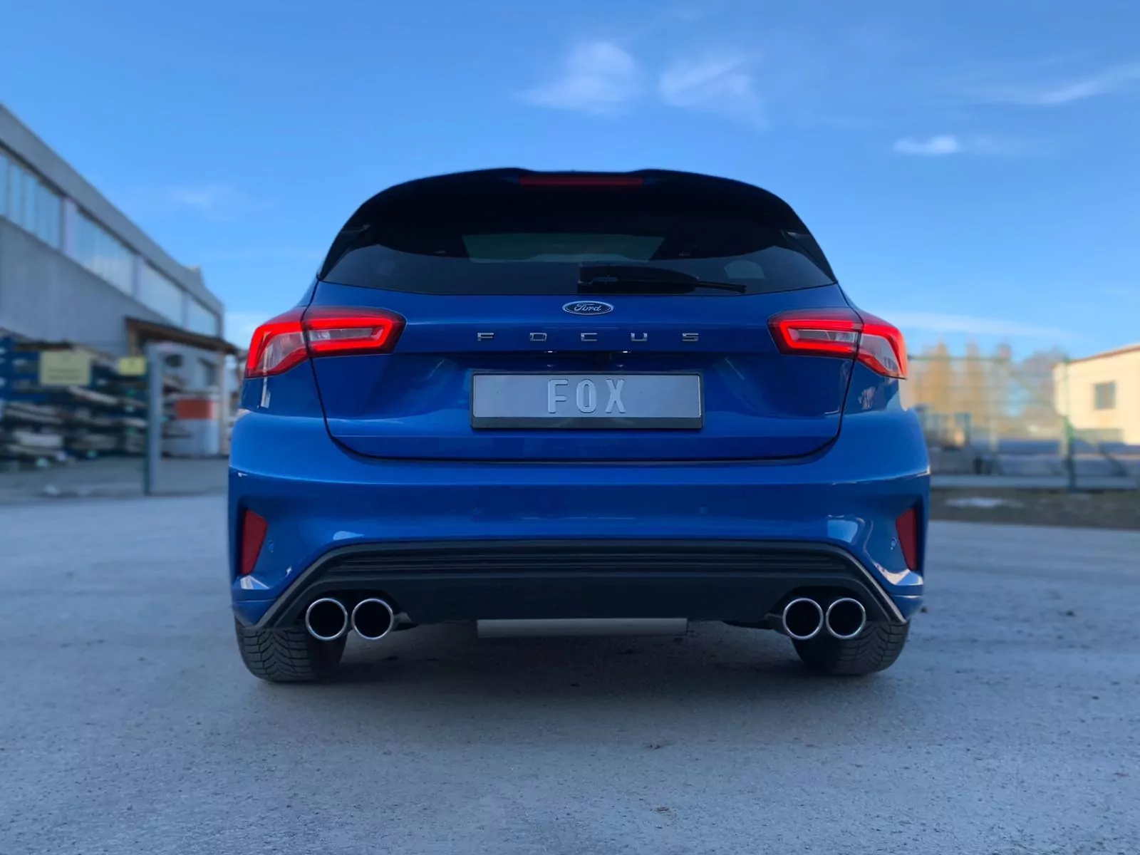 Ford Focus IV ST-Line - Einzelradaufhängung  Endschalldämpfer Ausgang rechts/links - 2x90 Typ 16 rechts/links