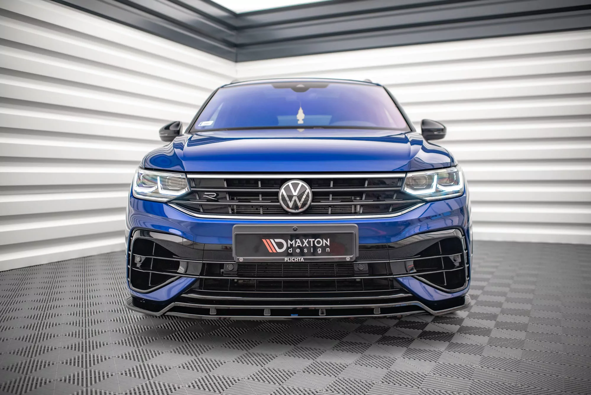 Front Ansatz V.1 Für Volkswagen Tiguan R / R-Line Mk2 Facelift Schwarz Hochglanz