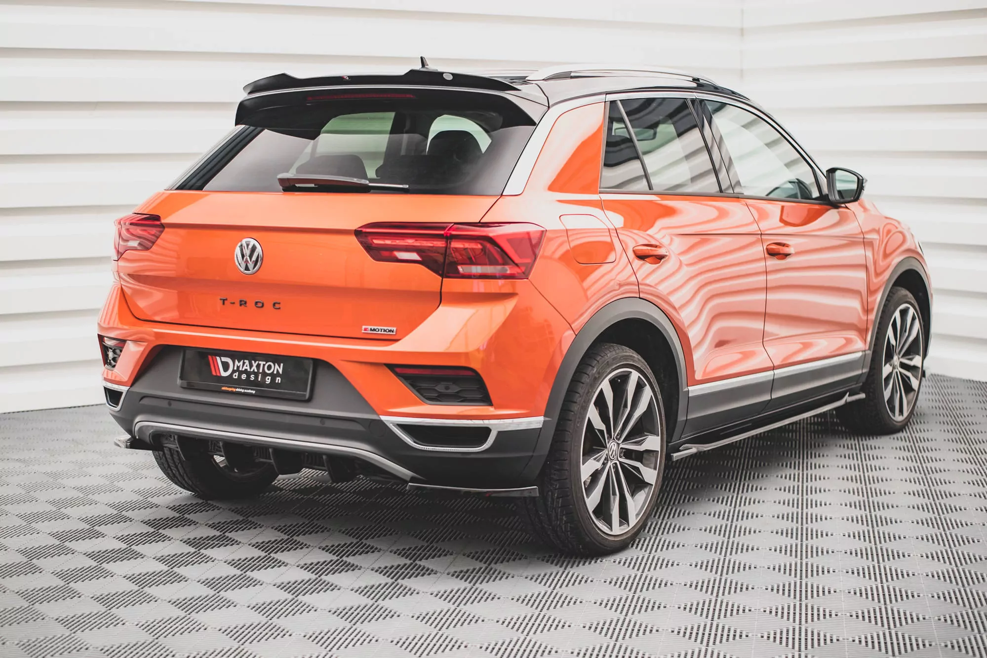 Diffusor Heck Ansatz Für Volkswagen T-Roc Mk1 Schwarz Hochglanz