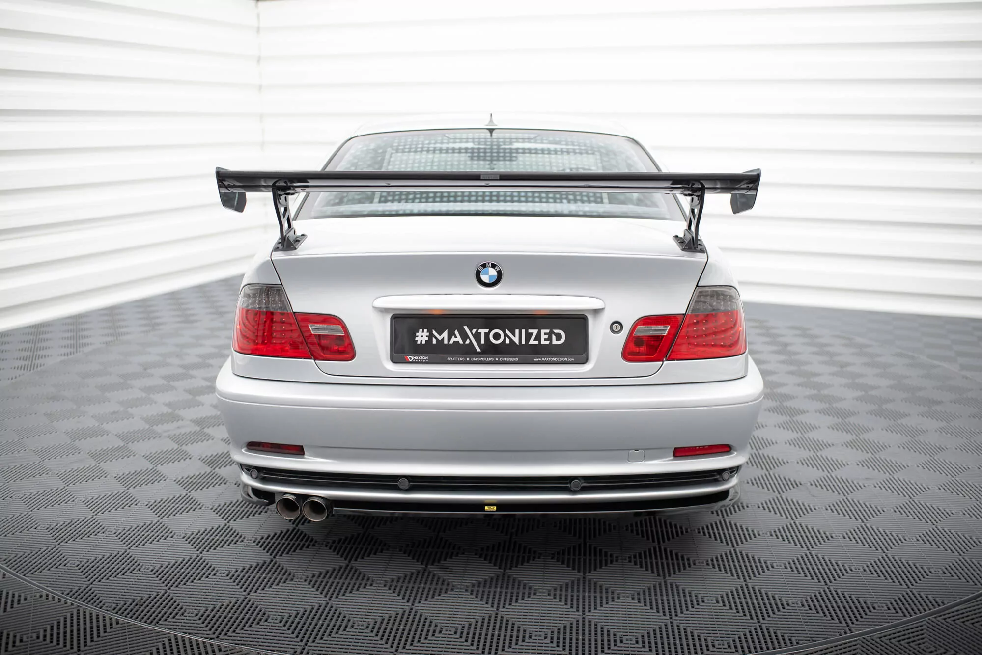 Carbon Spoiler With External Brackets Uprights  BMW 3er Coupe E46