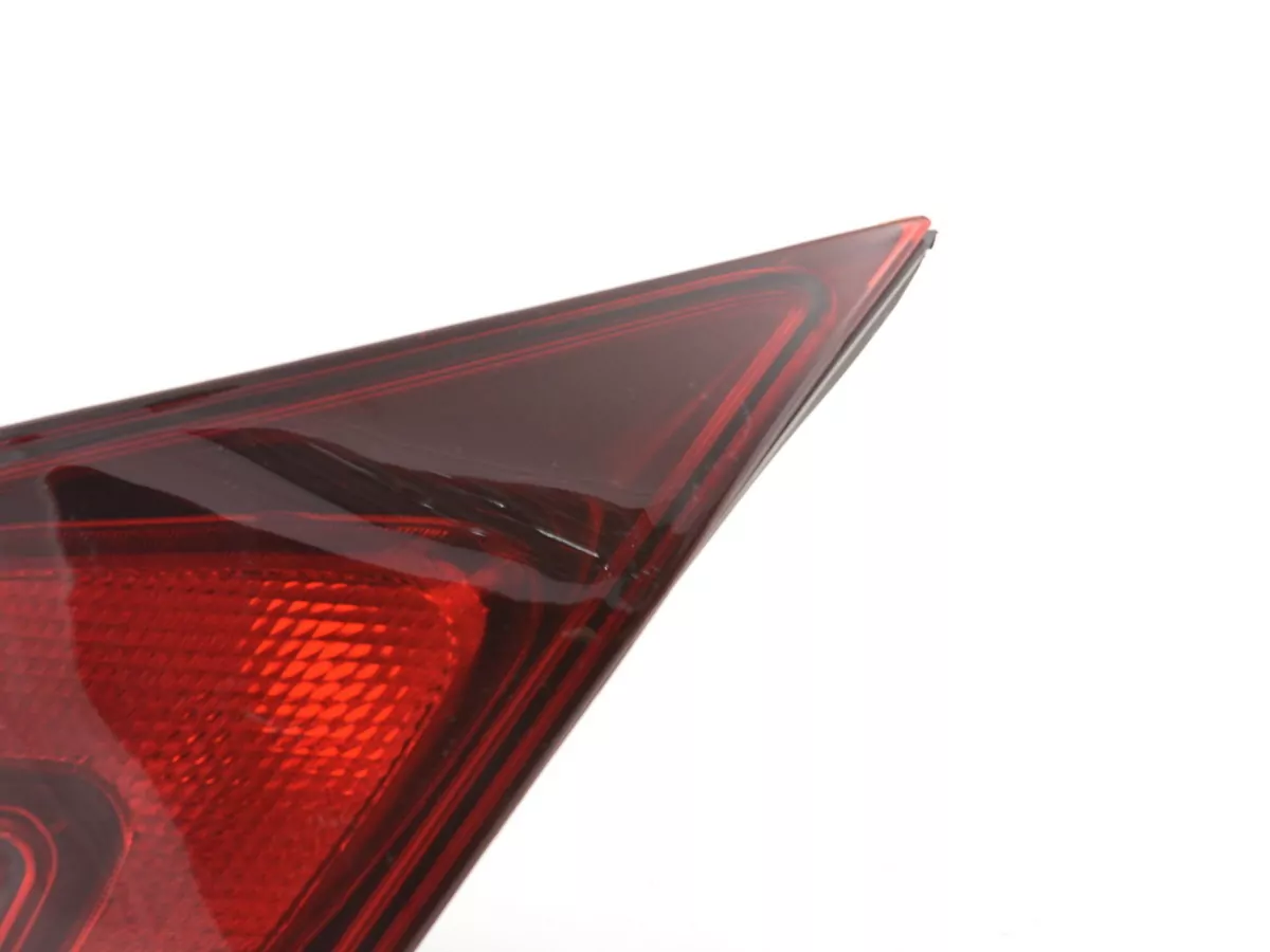 Verschleißteile Rückleuchte rechts Opel Astra J Bj. 2009-2012 schwarz