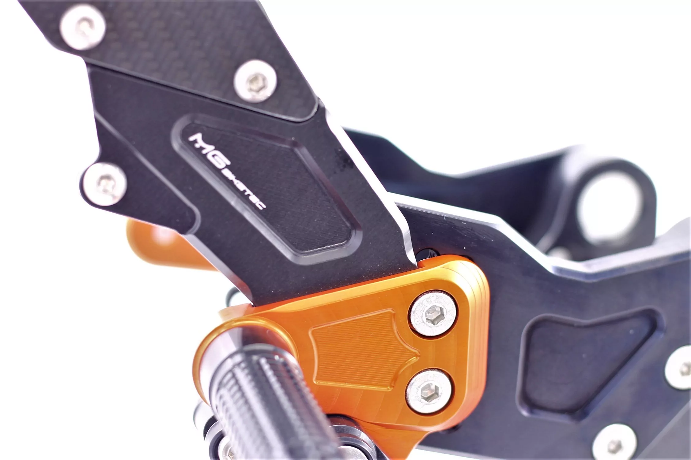 MG Biketec Sportfussrastenanlage / Rastenanlage / Fußrastenanlage mit ABE, gültig in D - A - CH für KTM 125 RC ab 2017-2019