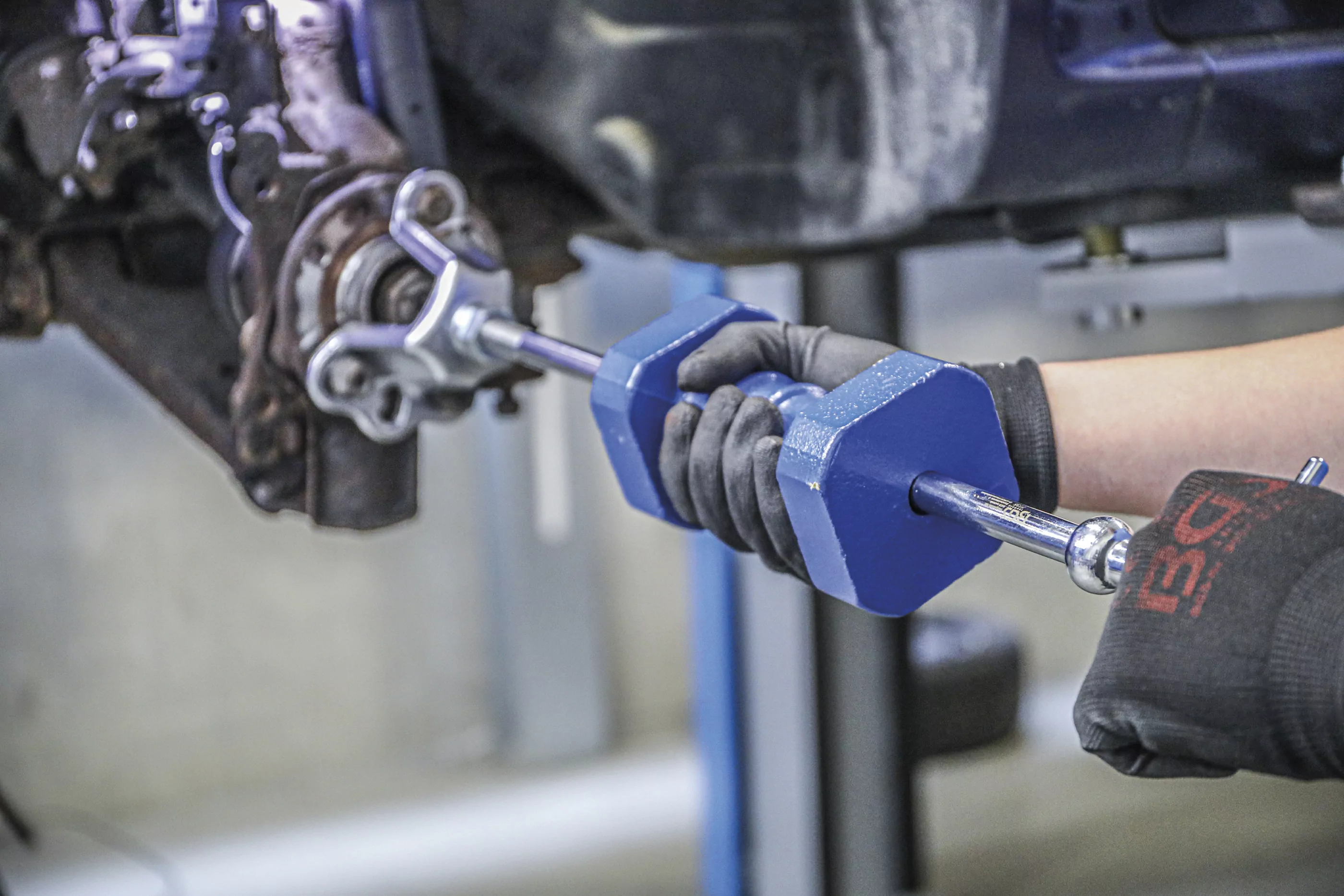 Radnaben-Abzieher | 4- & 5-Loch | Lochkreis 100 - 115 mm | mit Gleithammer