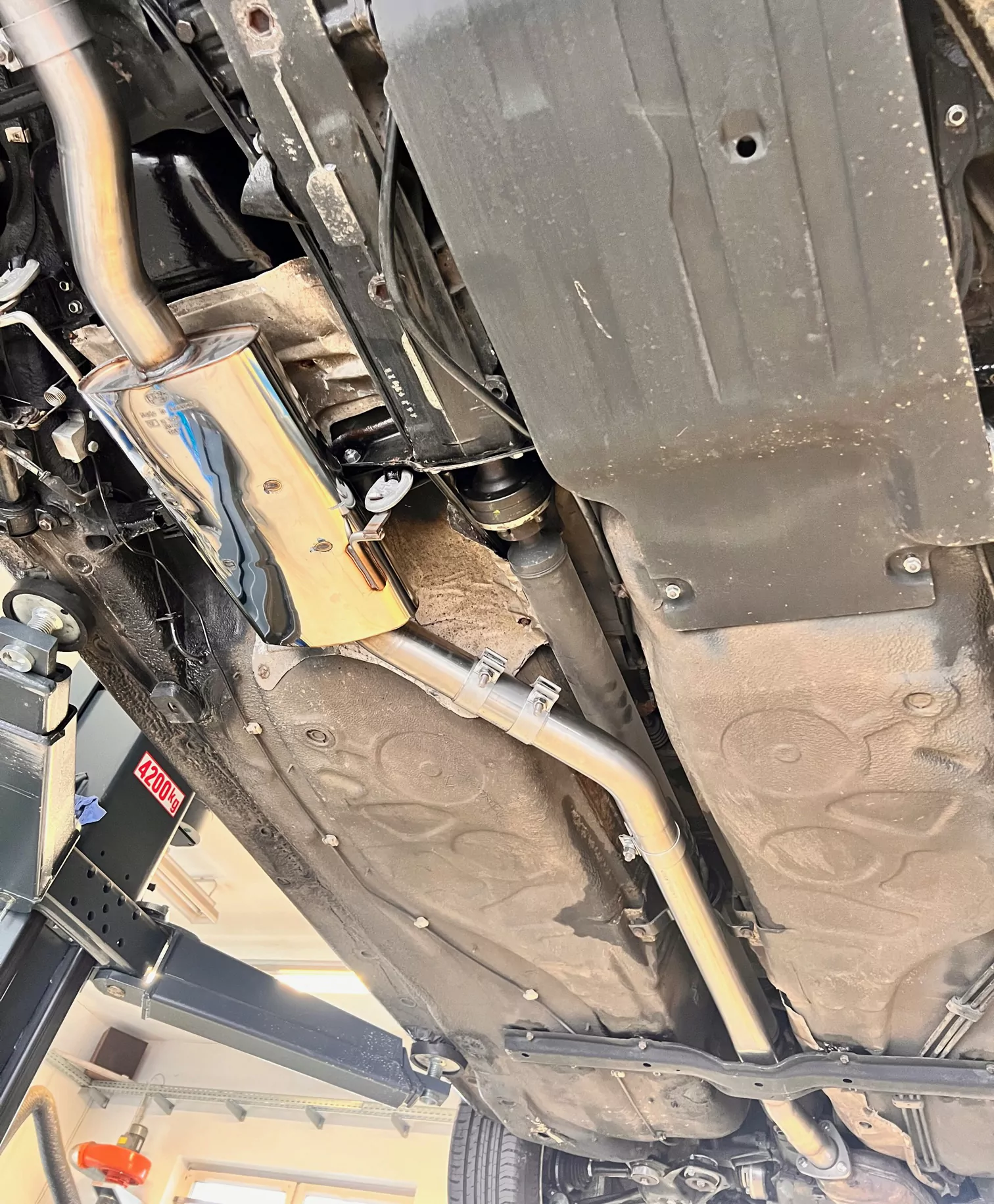 Audi 100 quattro Typ C3/ Audi 200 Typ 44Q  Vorschalldämpfer