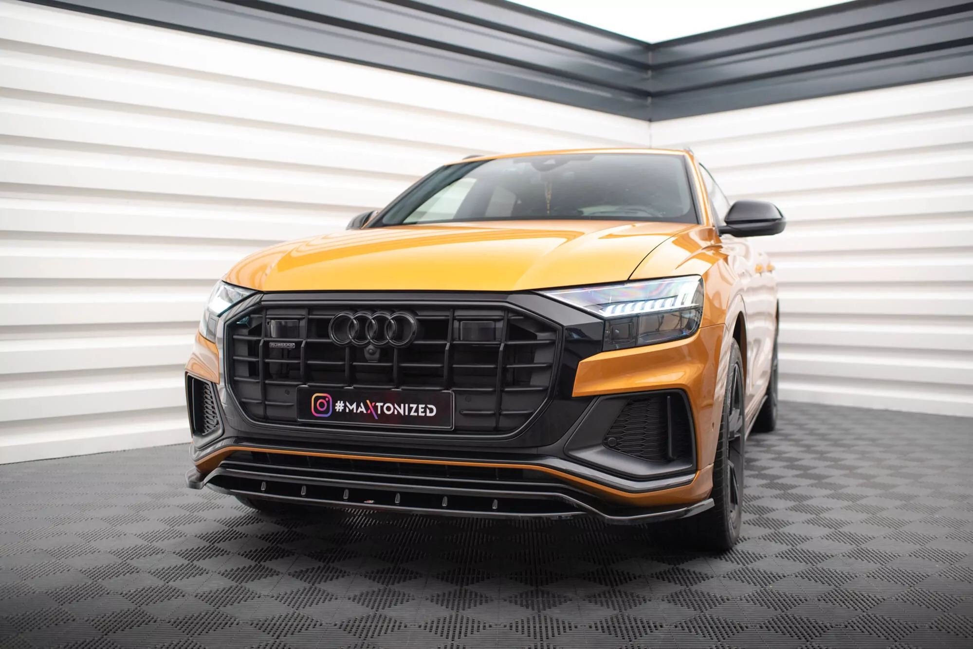Front Ansatz Passend Für Passend Für  Audi Q8 S-line Schwarz Hochglanz Schwarz Hochglanz