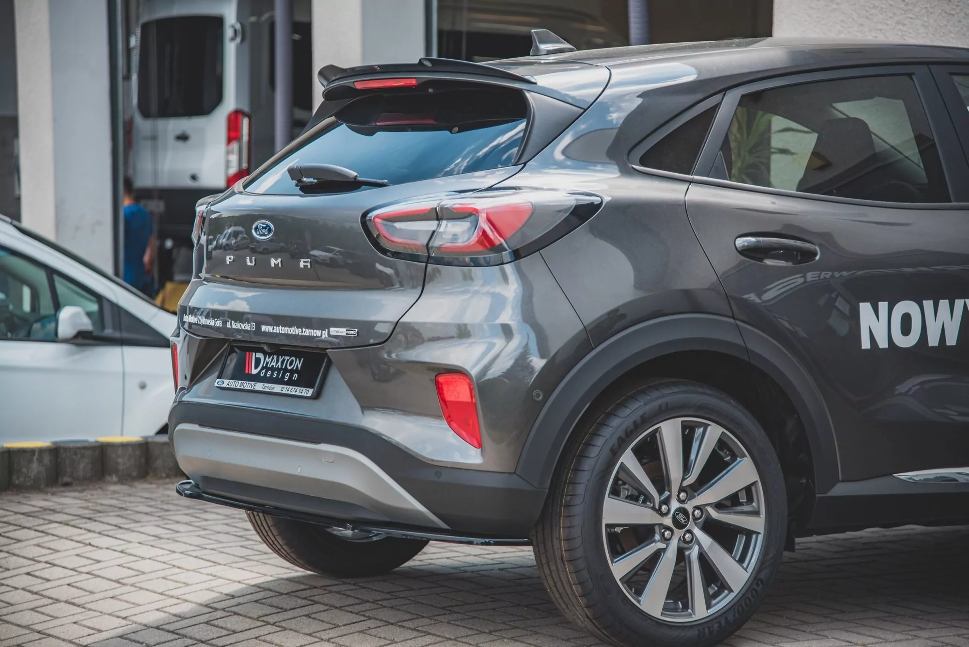 Mittlerer Diffusor Heck Ansatz Passend Für Ford Puma Schwarz Hochglanz