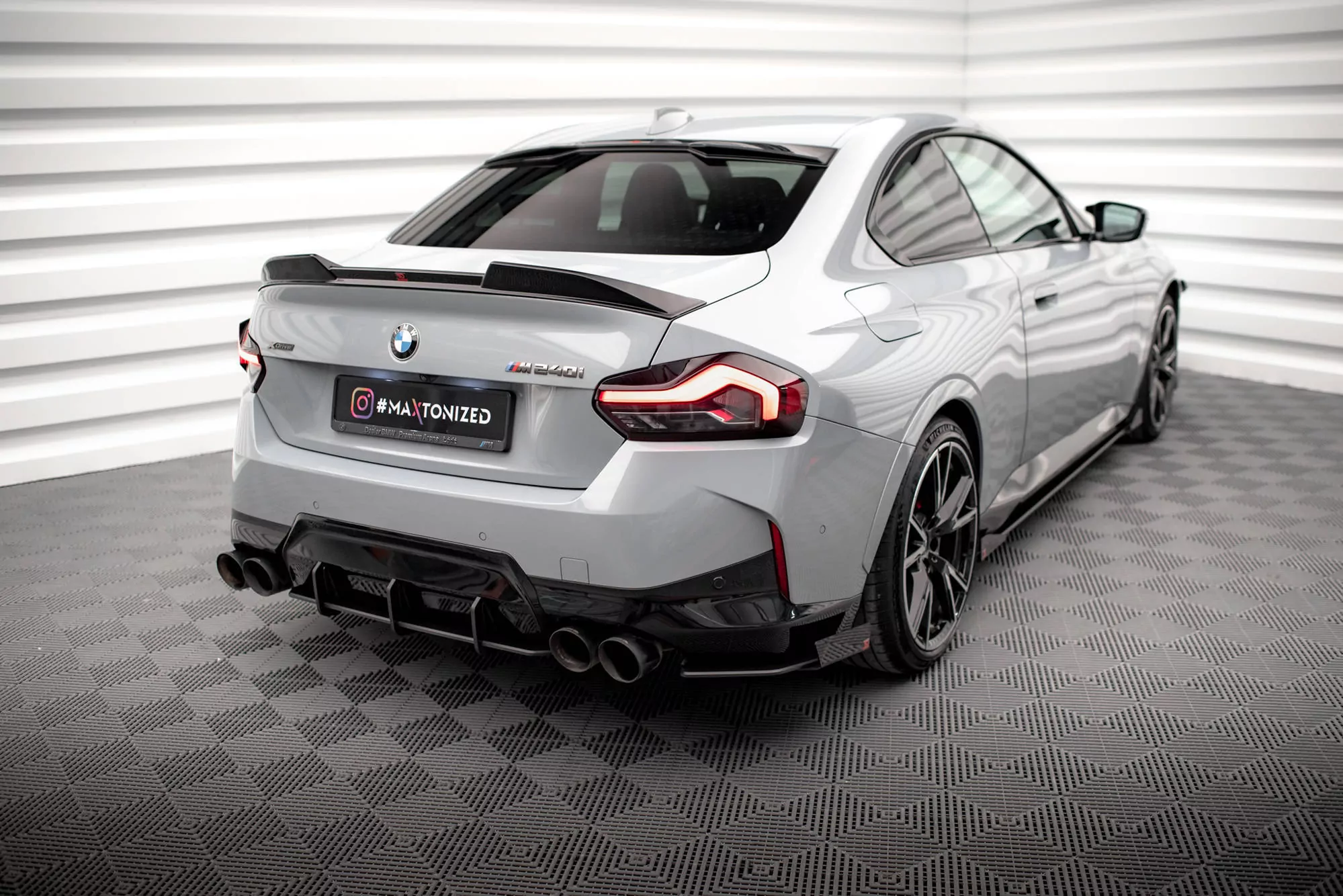 Street Pro Heck Ansatz Flaps Diffusor +Flaps Für BMW 2 Coupe M240i G42 Schwarz Hochglanz