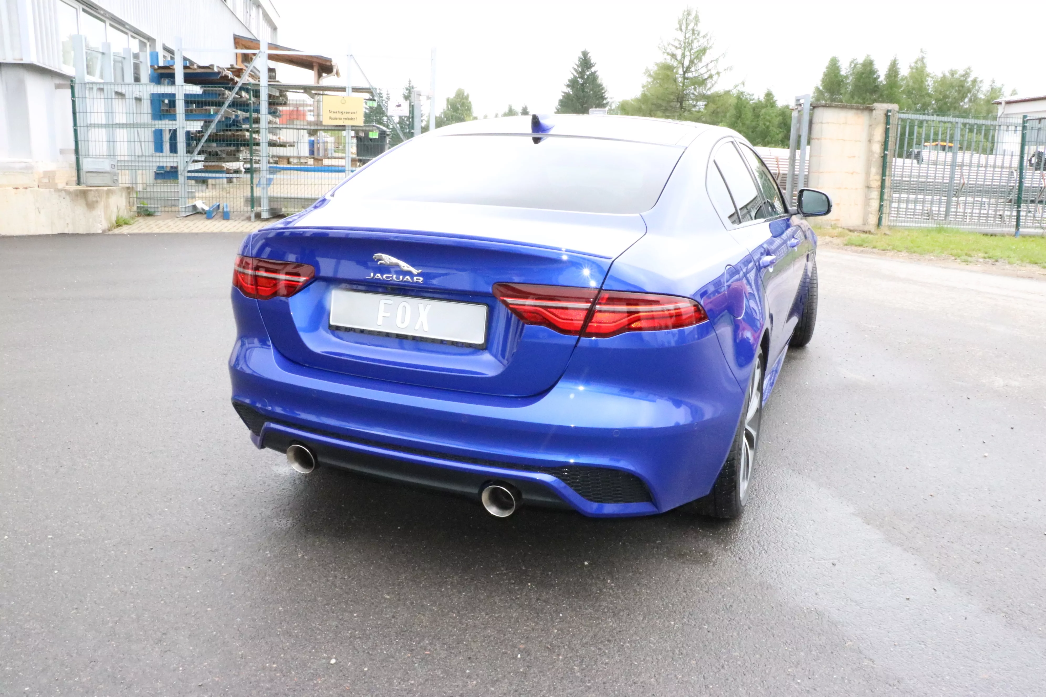 Jaguar XE  Endschalldämpfer rechts/links - 1x100 Typ 25 rechts/links