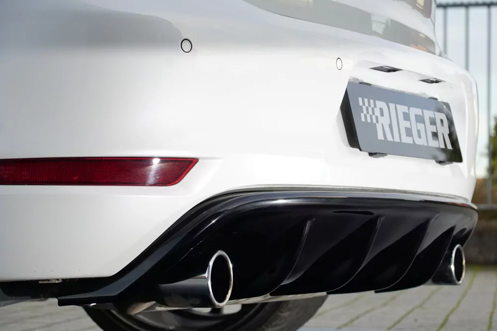 Rieger Heckeinsatz glanz schwarz für VW Golf 6 GTI 5-tür.