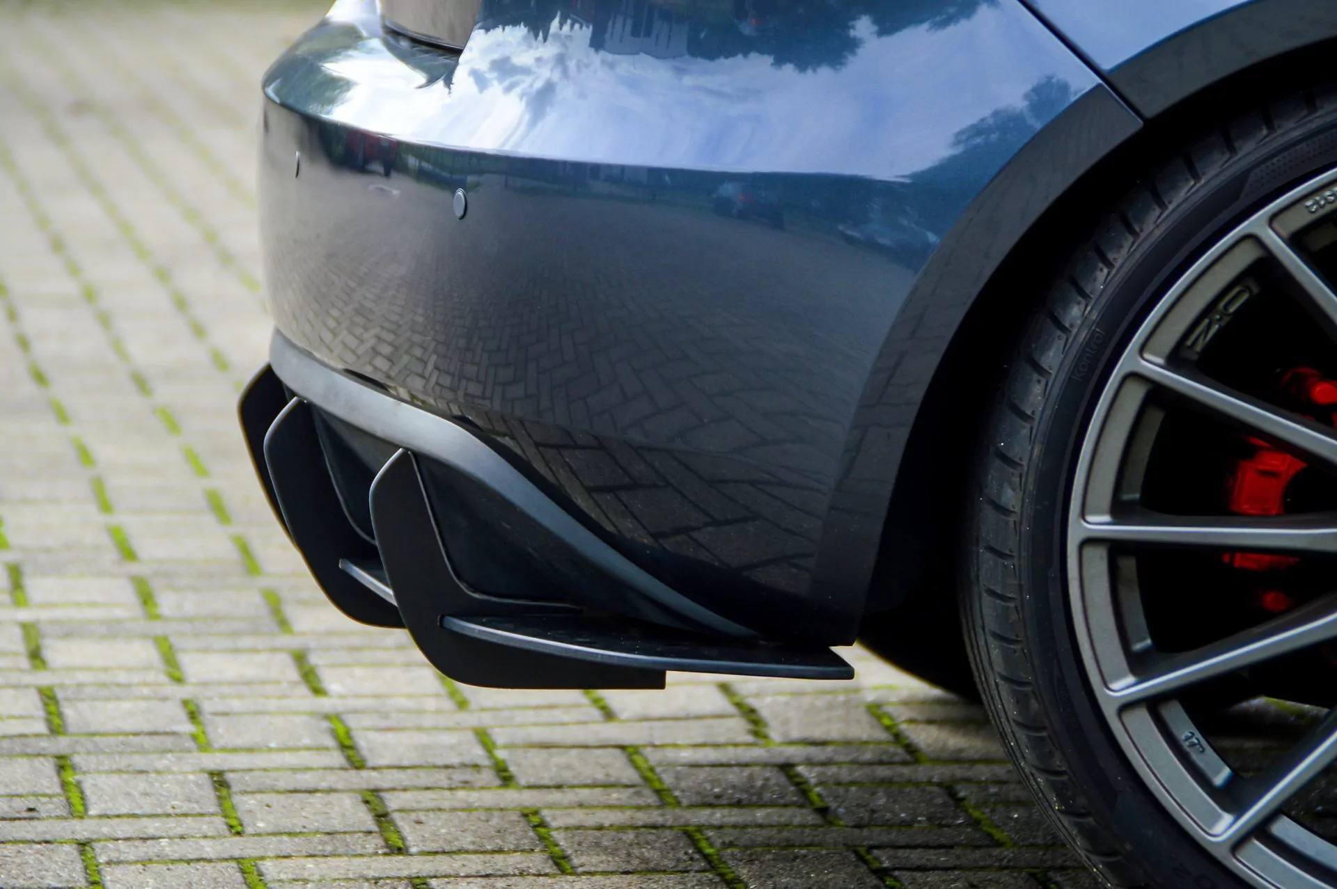 Gefräster Heckansatz mit Finnen für Skoda Fabia RS 5J