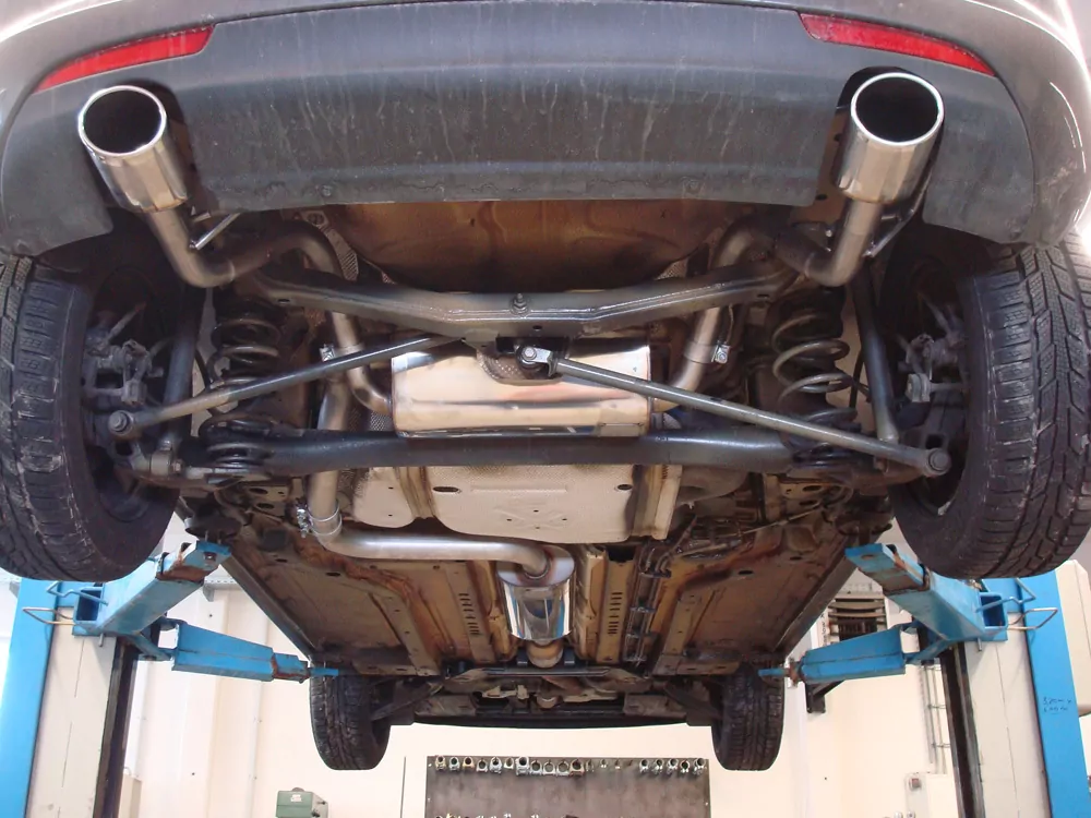 Opel Astra J Limousine  Endschalldämpfer quer Ausgang rechts/links - 115x85 Typ 32 rechts/links