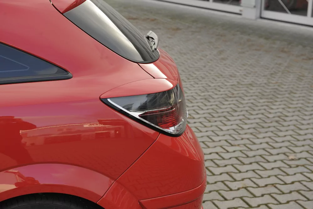 LUMMA Rücklichtblenden GTC/R für Opel Astra H GTC 3-tür.  für GTC-Modelle