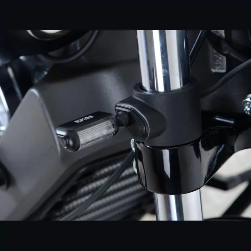R&G Racing Blinker Adapter Set vorn Indian Scout 2015- / Scout Bobber / Sixty