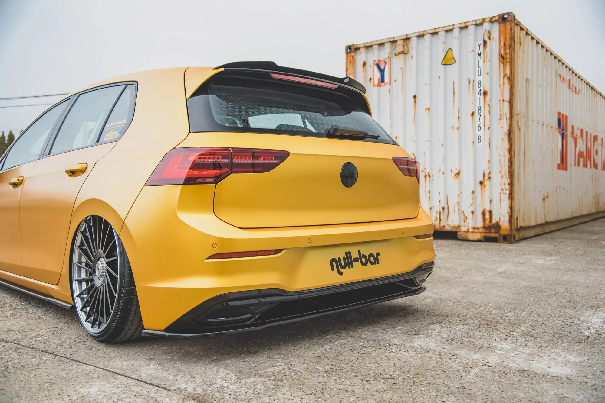 Spoiler CAP V.1 Für Volkswagen Golf Mk8 Schwarz Hochglanz