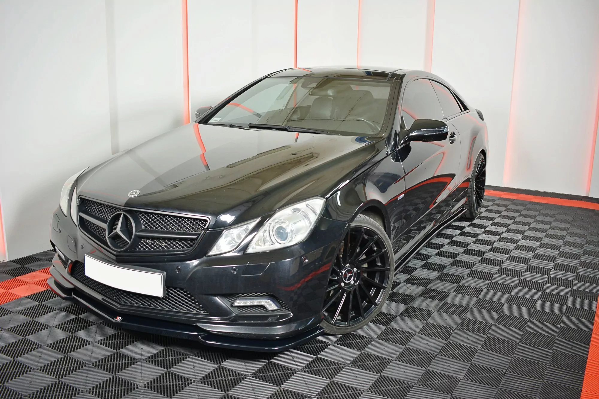 Seitenschweller Ansatz Passend Für Passend Für Mercedes E-KLASSE W207 COUPE AMG LINE Schwarz Hochglanz Schwarz Hochglanz