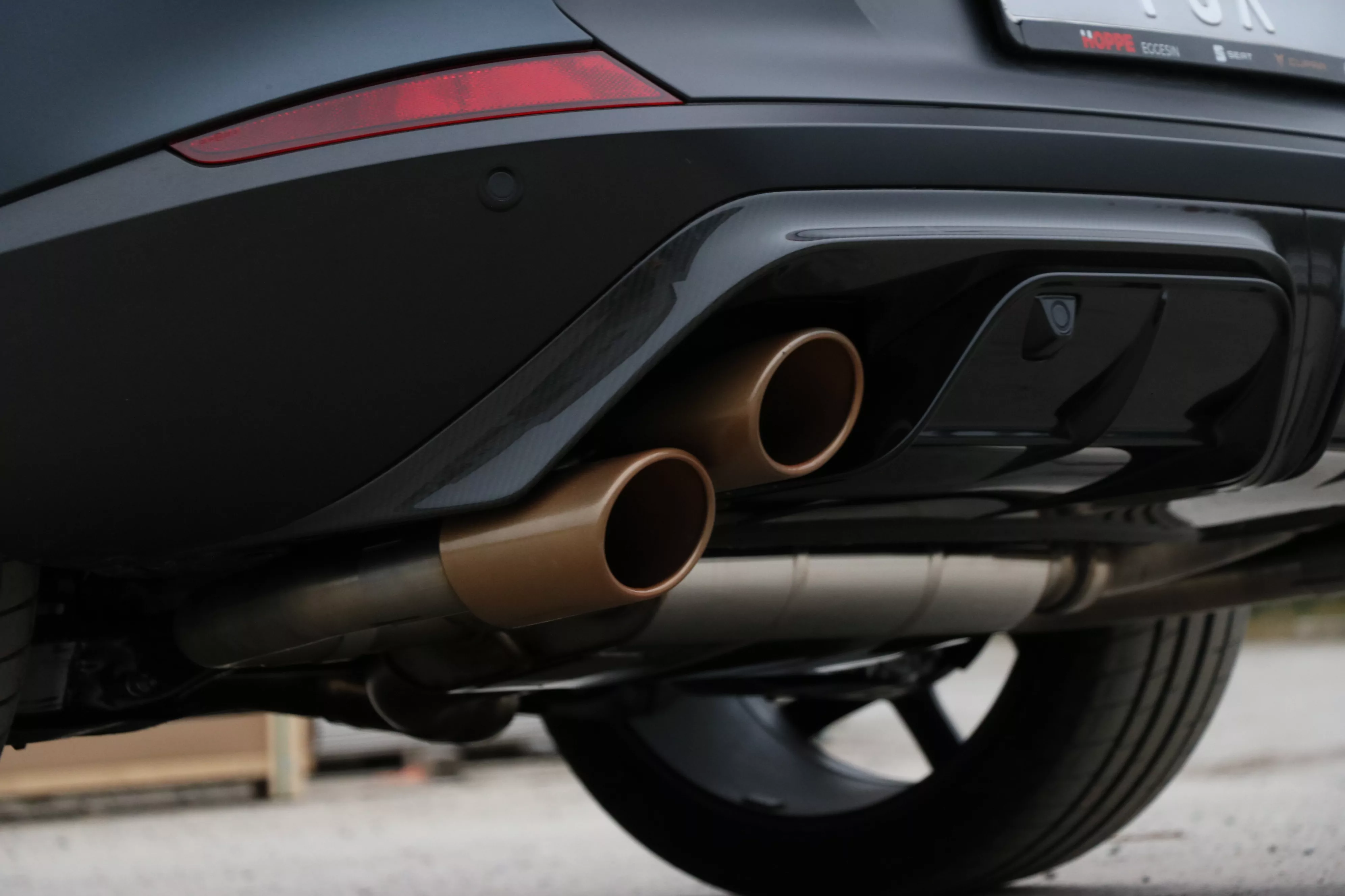 CUPRA Formentor 4x4 - VZ5  Endschalldämpfer mit 2 Abgasklappen - 2x115x85 Typ 32 rechts/links Kupfer-Optik