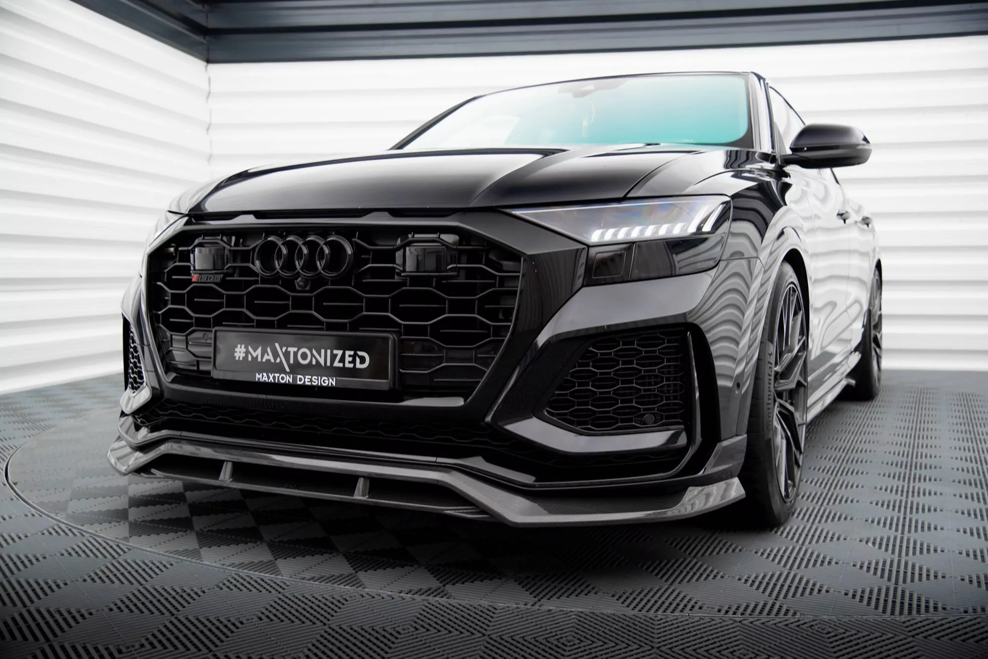 Prepreg Carbon Fiber Front Ansatz Für Audi RSQ8 Mk1