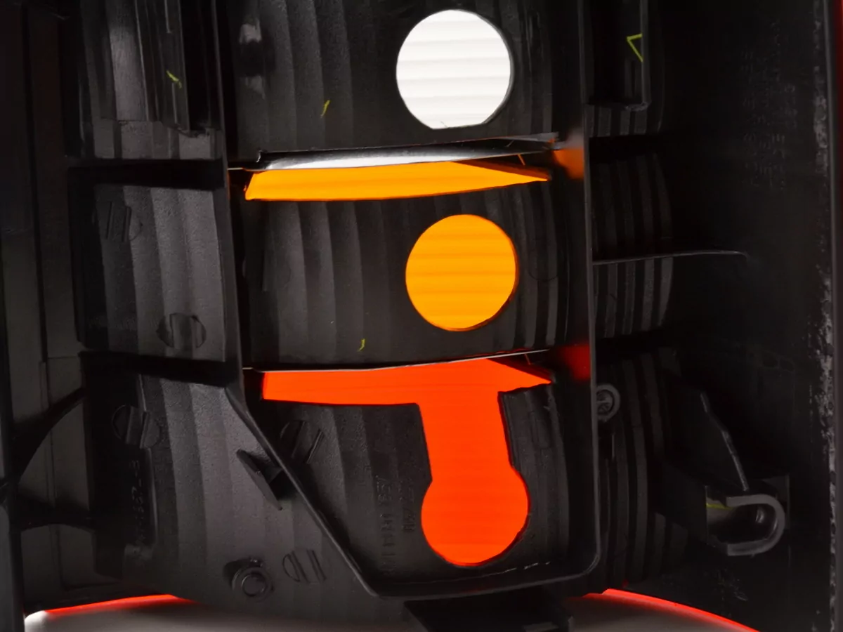 Verschleißteile Rückleuchte links VW T5 Bj. 03