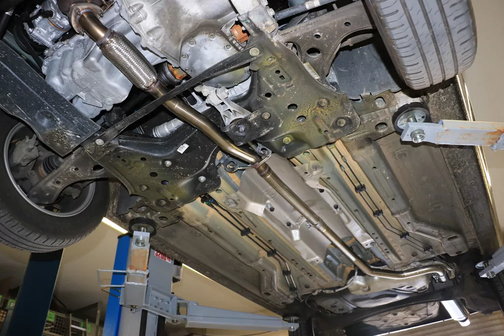 Opel Corsa E  Vorschalldämpferersatzrohr