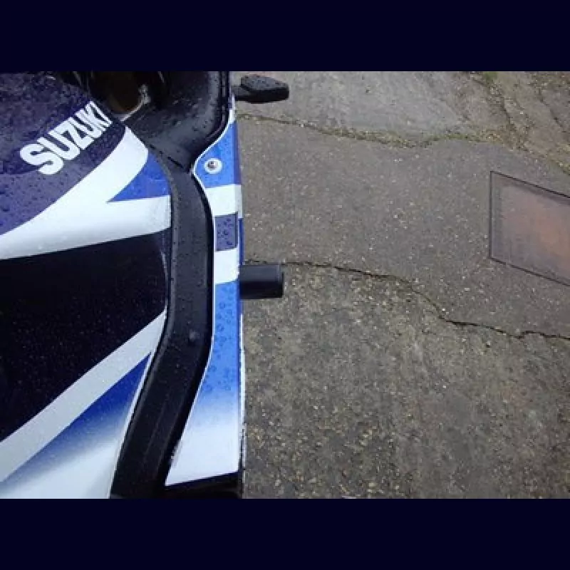 R&G Racing Sturzpads "No Cut" Suzuki GSX-R 1000 2003-2004