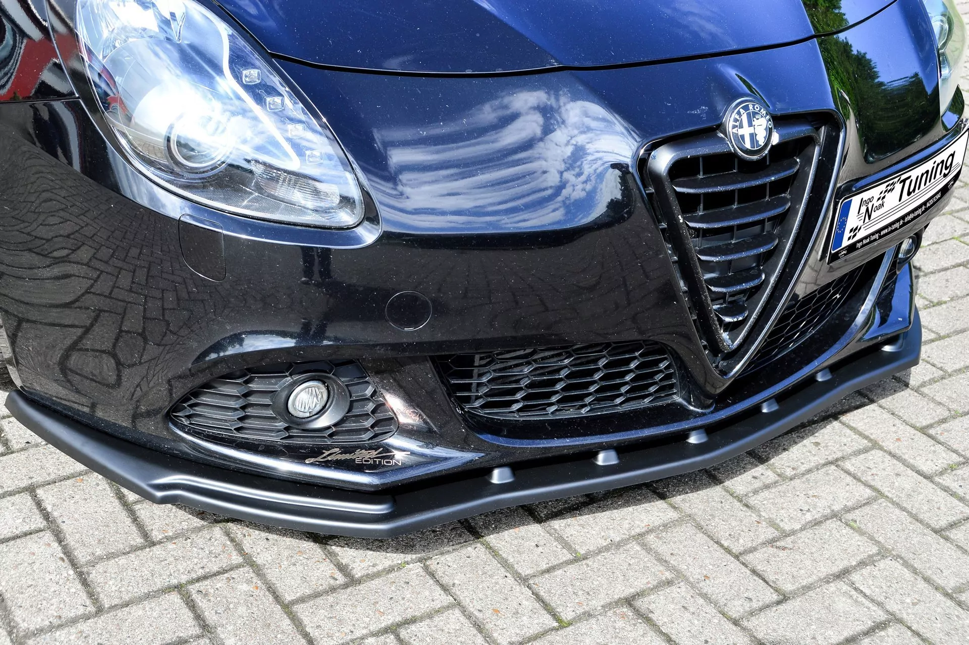 Cuplippe aus ABS für Alfa Romeo Giulietta 940