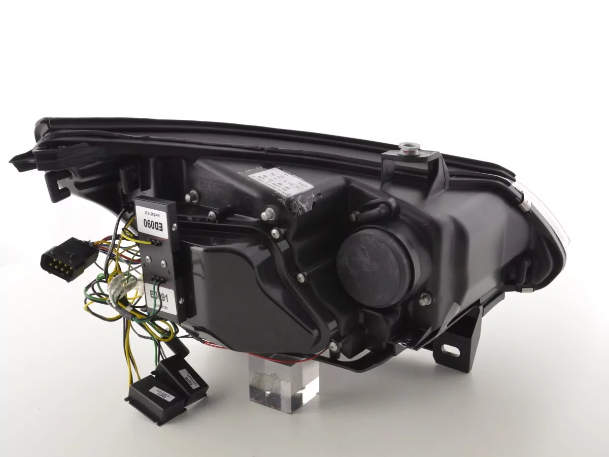 Scheinwerfer Set Xenon Angel Eyes LED BMW 5er E60/E61 Bj. 03-04 schwarz