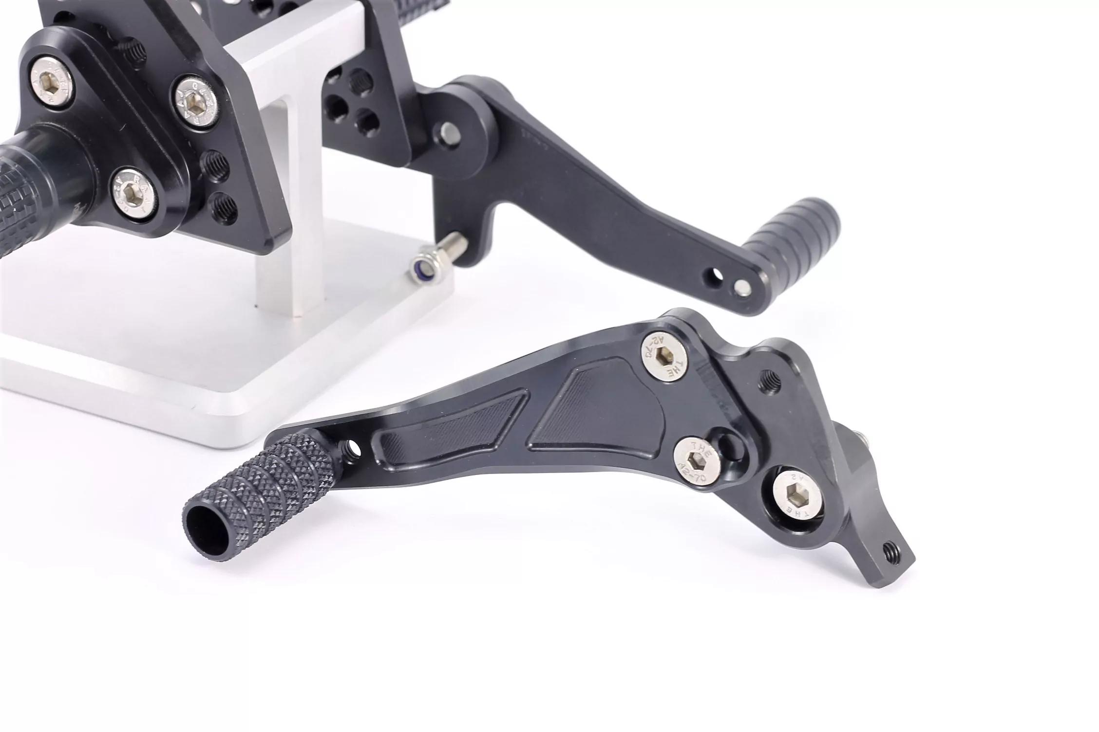 MG Biketec Sportfussrastenanlage / Rastenanlage / Fußrastenanlage mit ABE, gültig in D - A - CH für Ducati Streetfighter 848 ab 2011