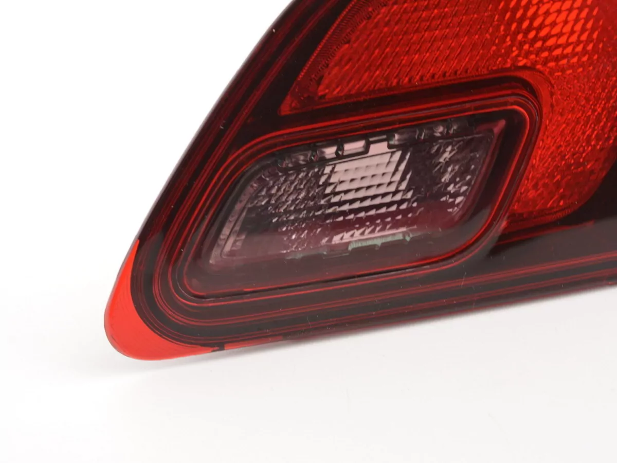 Verschleißteile Rückleuchte rechts Opel Astra J Bj. 2009-2012 schwarz