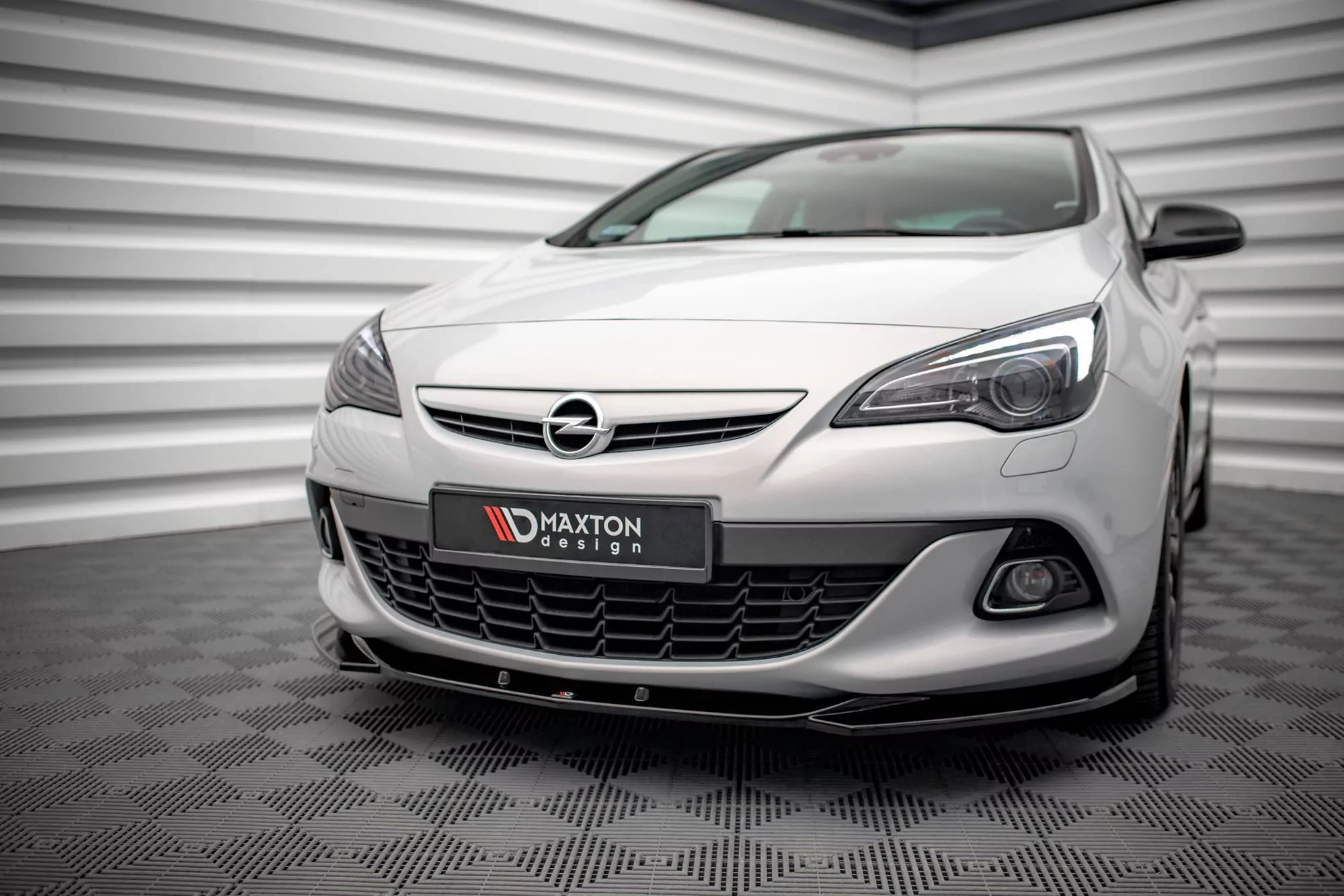 Front Ansatz V.1 Für Opel Astra GTC OPC-Line J Schwarz Hochglanz