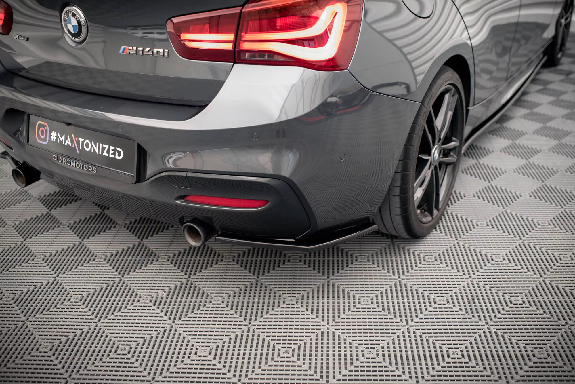 Heck Ansatz Flaps Diffusor Passend Für Diffusor Passend Für BMW 1er F20/F21 M-Power FL Schwarz Hochglanz Schwarz Hochglanz