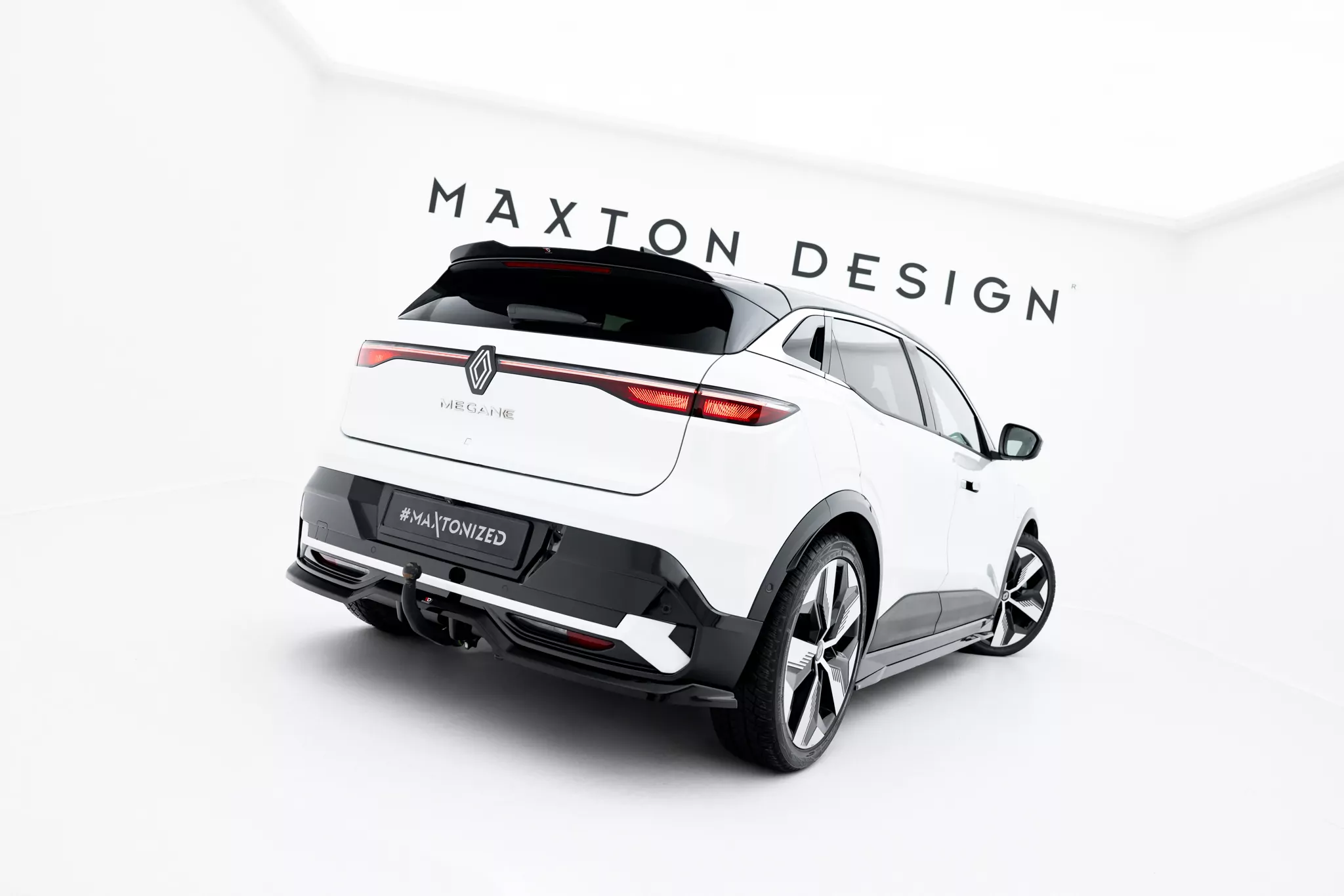 Spoiler CAP Für Renault Megane E-Tech Electric Mk1 Schwarz Hochglanz