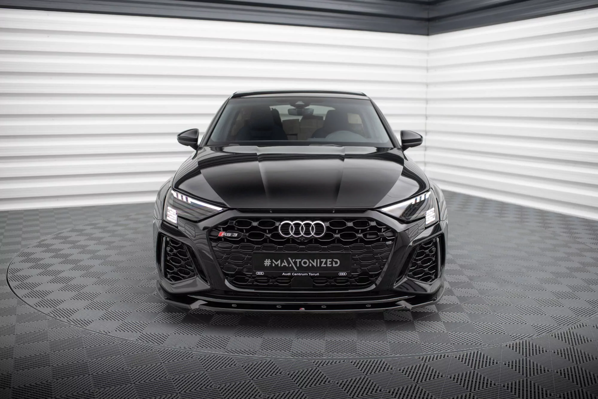 Front Ansatz V.1 Für Audi RS3 Sportback 8Y Schwarz Hochglanz