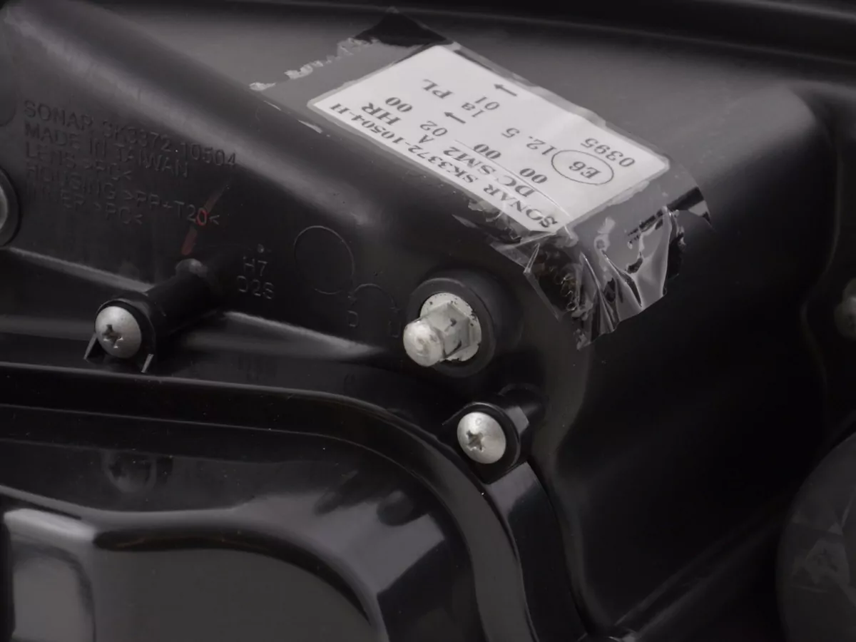 Scheinwerfer Set Xenon Angel Eyes LED BMW 5er E60/E61 Bj. 03-04 schwarz