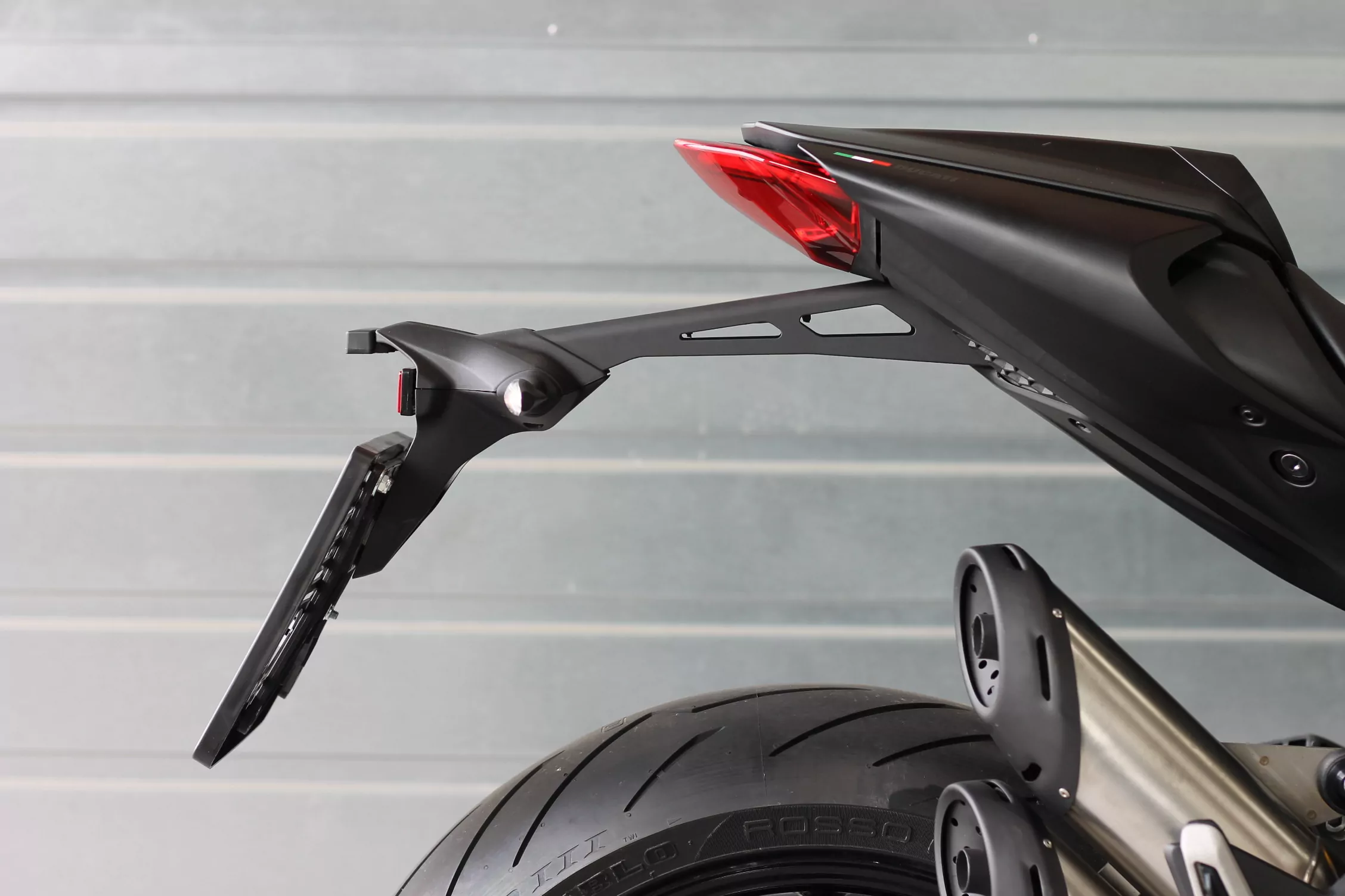 MG Biketec Kennzeichenhalter für Ducati Monster / Monster+ 937 (950) ab 2021