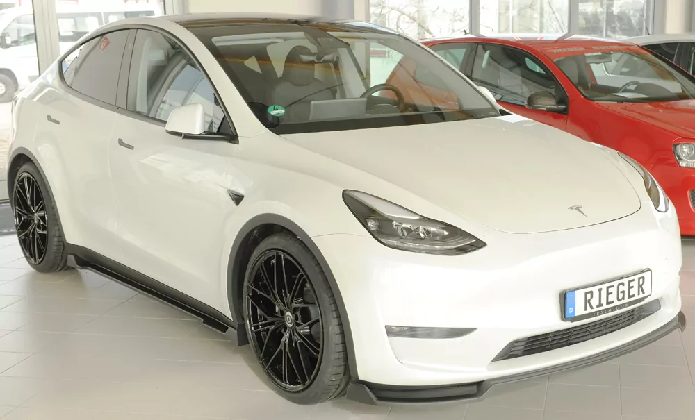 Rieger Seitenschweller rechts ansatz matt schwarz für Tesla Model Y  (003)  03.20-
