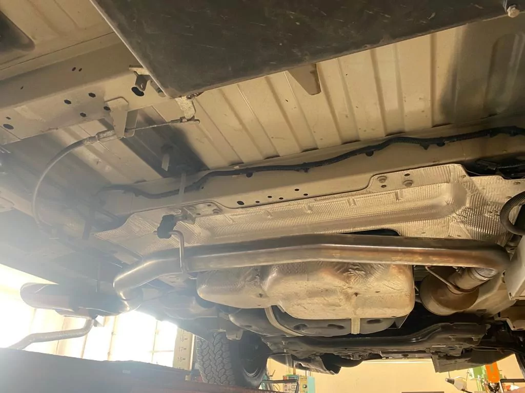 Fiat Ducato Wohnmobil  Endrohr Ausgang zur Fahrerseite - 2x115x85 Typ 38