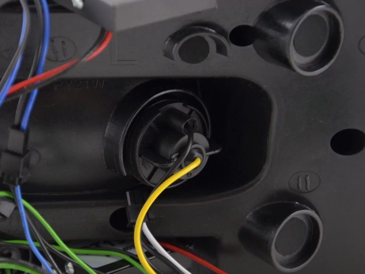 LED Rückleuchten Set Audi A6 Limo (4F) Bj. 04-08 rot/schwarz