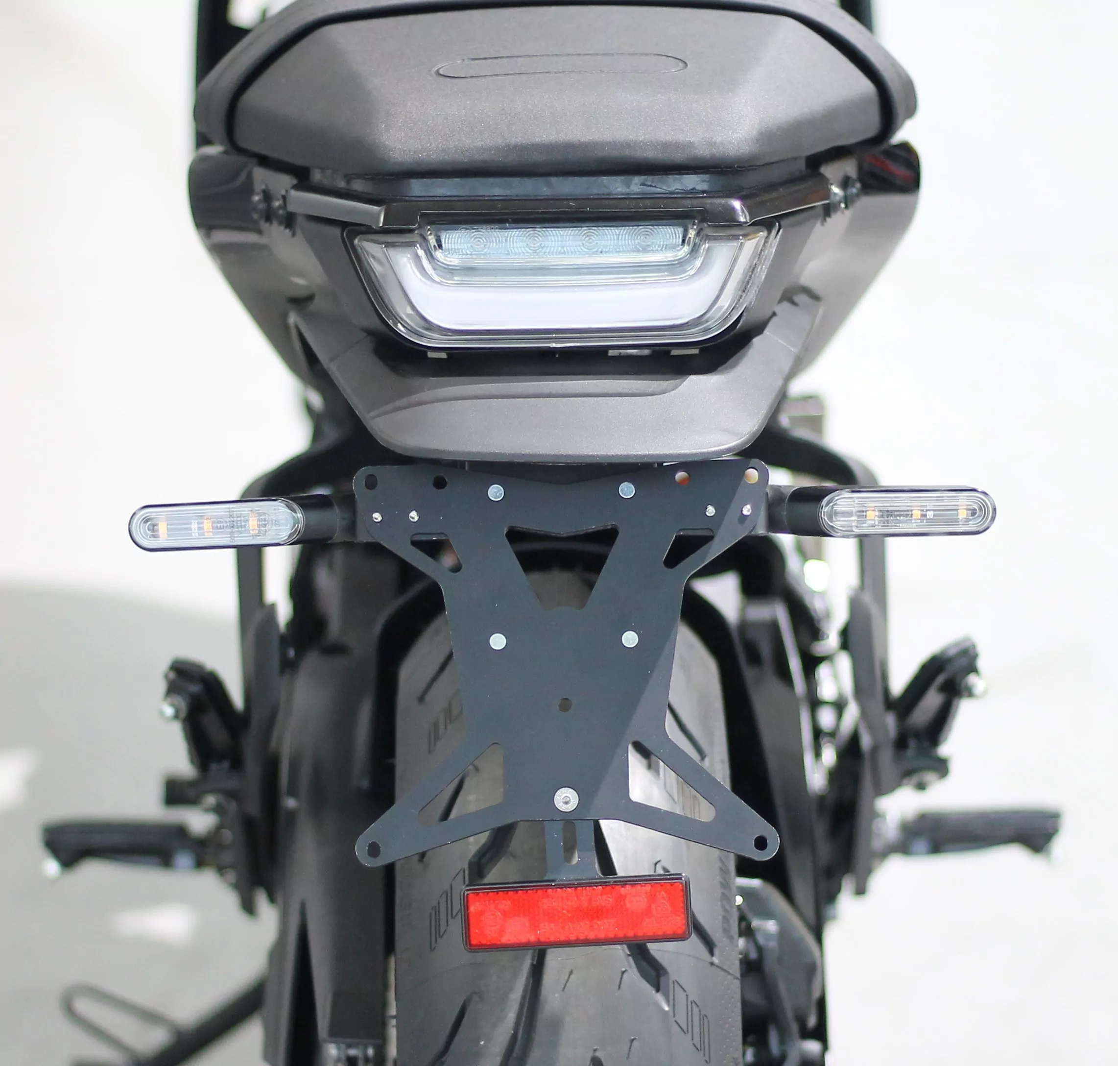 MG Biketec Kennzeichenhalter für Husqvarna 125 Svartpilen ab 2024