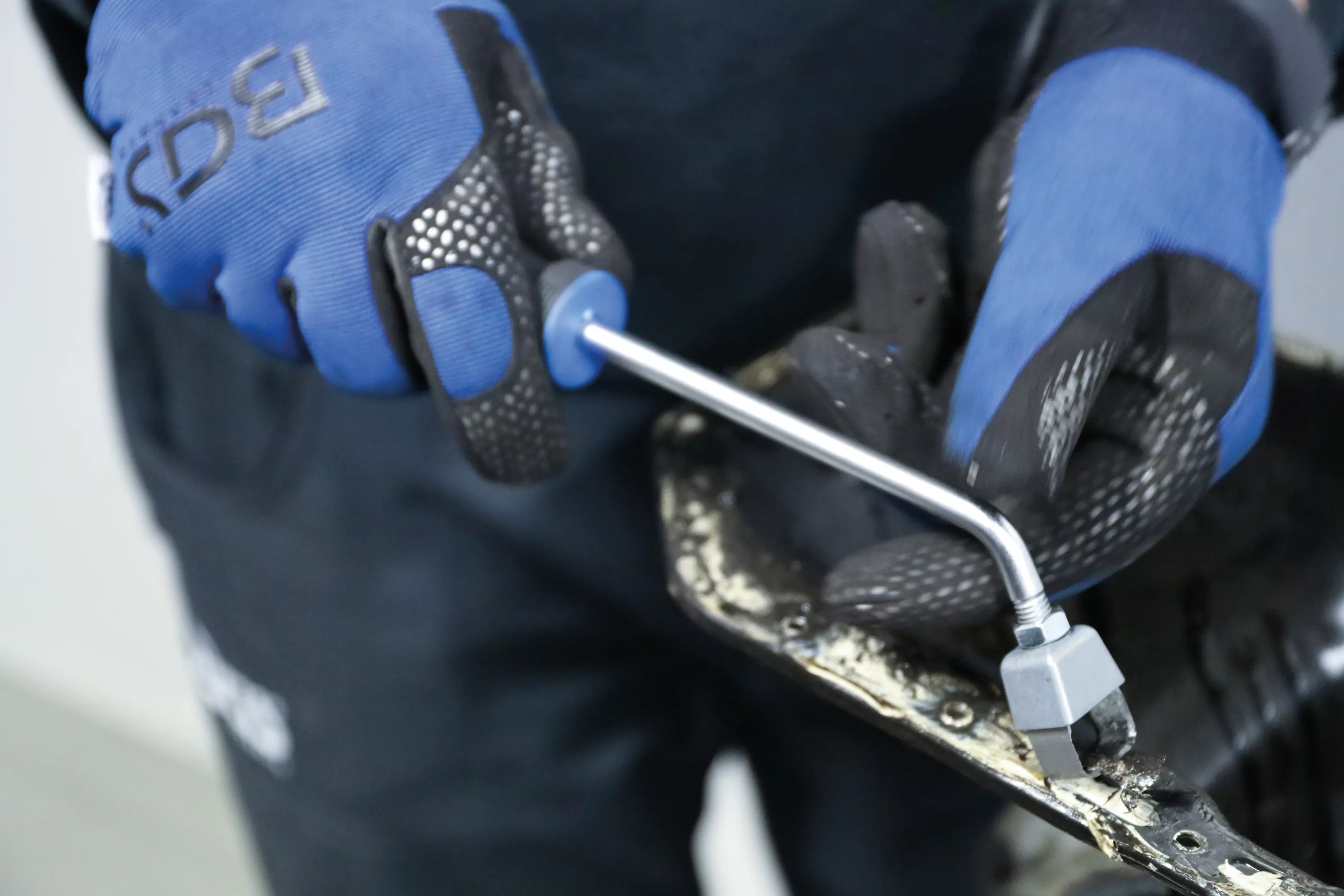 Dichtungsschaber | abgewinkelt | 155 mm