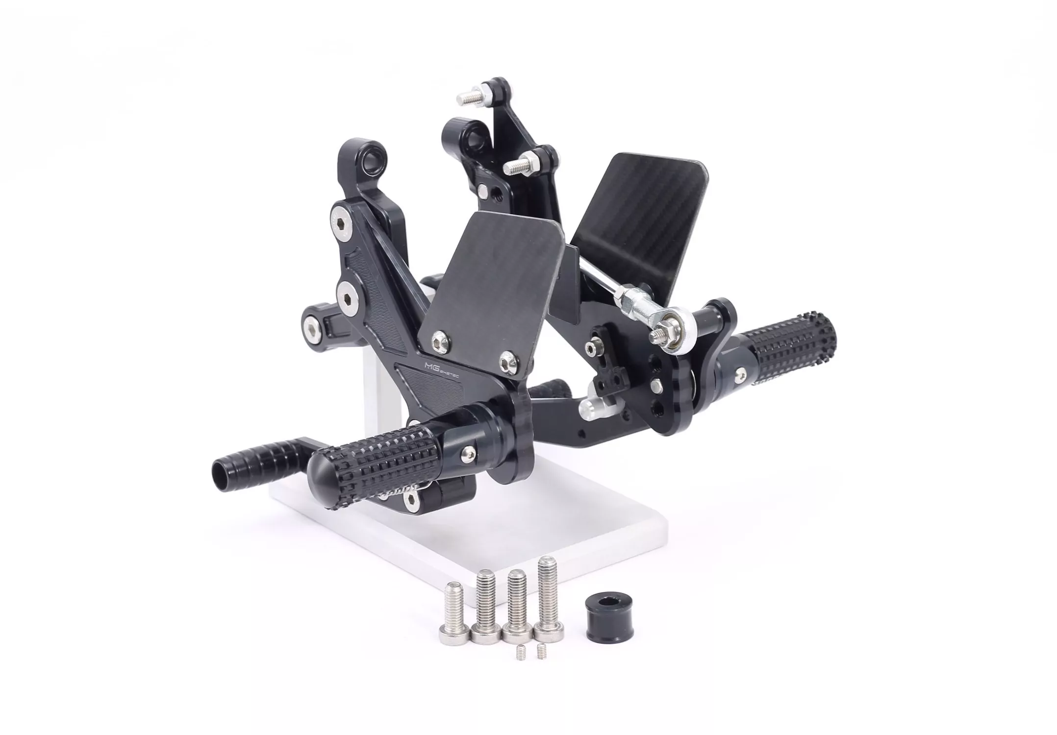 MG Biketec Sportfussrastenanlage / Rastenanlage / Fußrastenanlage mit ABE, gültig in D - A - CH für Ducati Streetfighter V4 / V4 S ab 2020