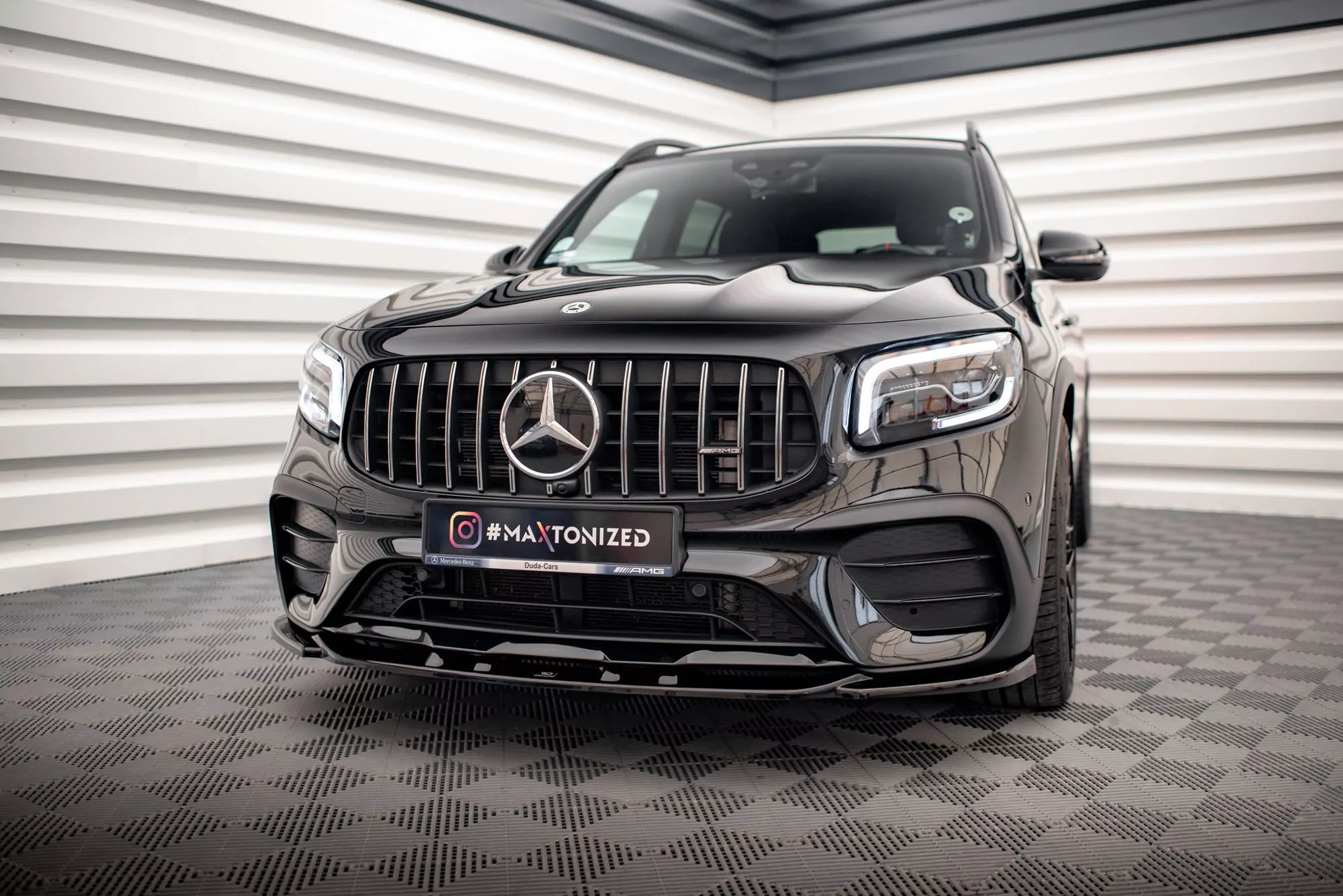 Front Ansatz V.2 Für Mercedes-AMG GLB 35 X247 Schwarz Hochglanz