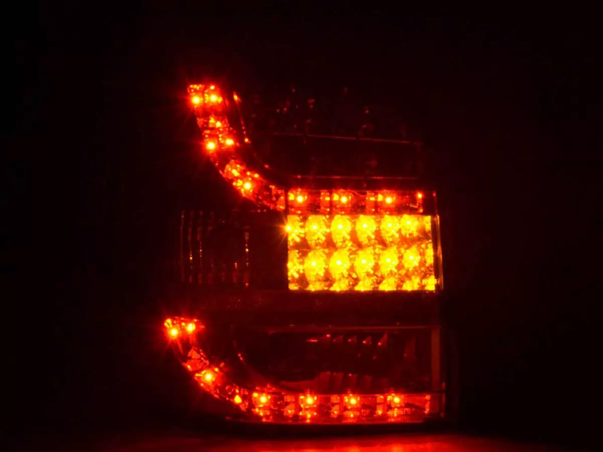 LED Rückleuchten Set VW Passat 3B Variant Bj. 97-00 chrom