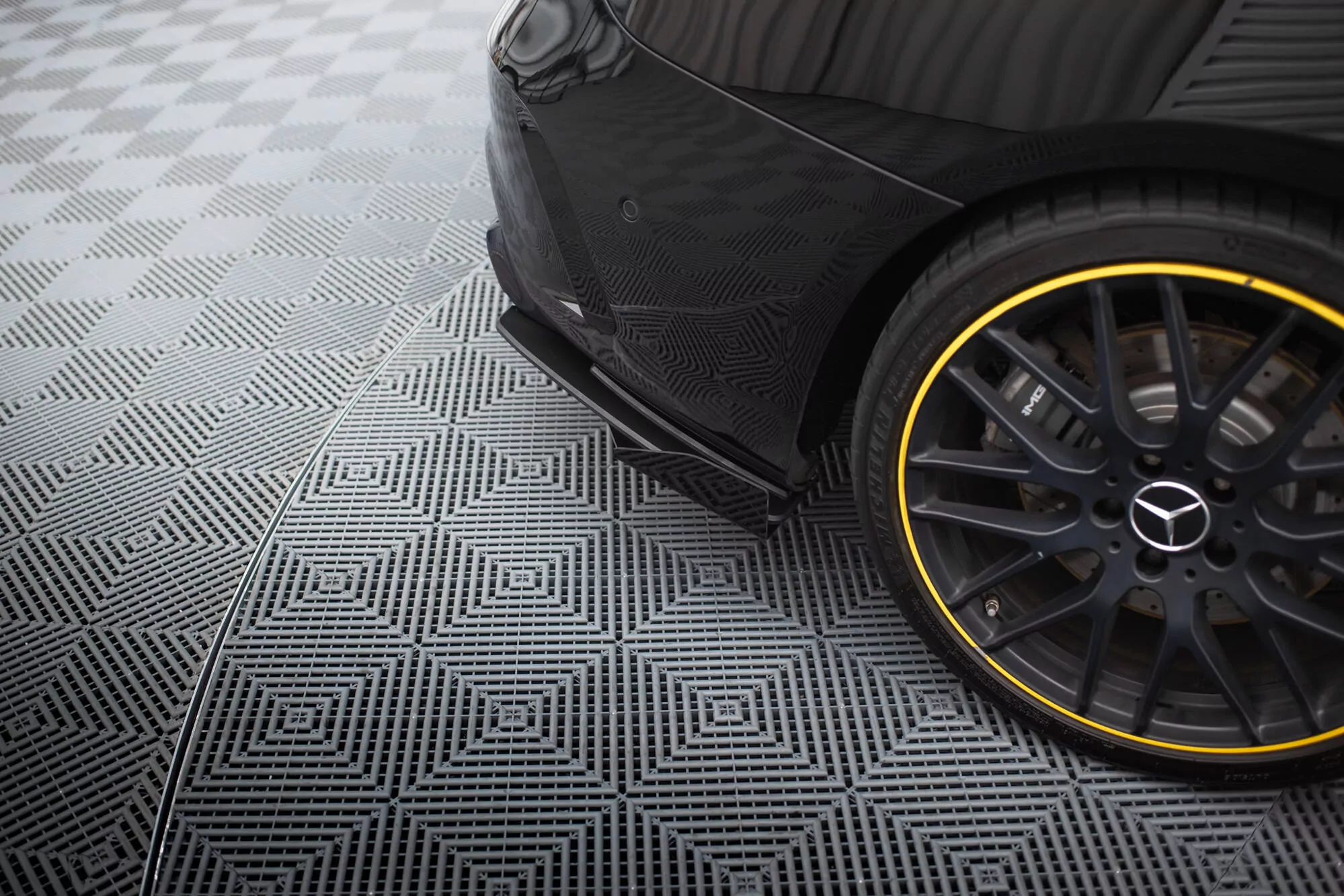 Street Pro Heck Ansatz Flaps Diffusor +Flaps Für Mercedes-AMG CLA 45 C117 Facelift Schwarz Hochglanz