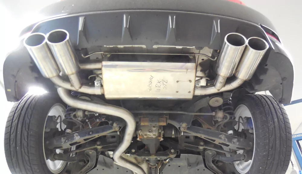 Subaru Impreza GHD Schrägheck  Endschalldämpfer quer Ausgang rechts/links - 2x100 Typ 16 rechts/links