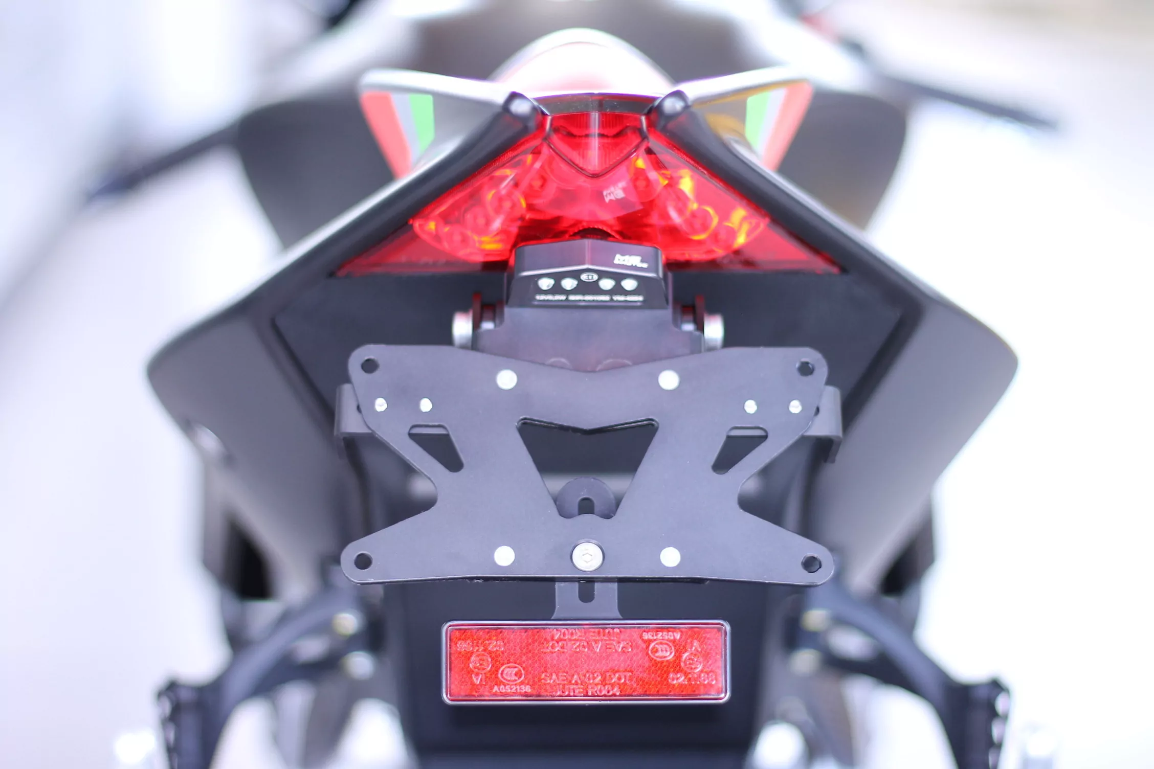 Kurzes Heck - Kennzeichenträger - Kennzeichenhalter für Aprilia RSV4 1000 RR ab 2017