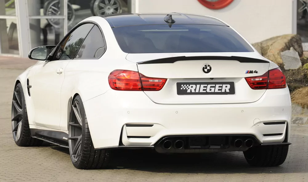 Rieger Heckeinsatz für BMW 4er F82 M4 (M3) | Coupé 01.14- für orig. Heckschürze