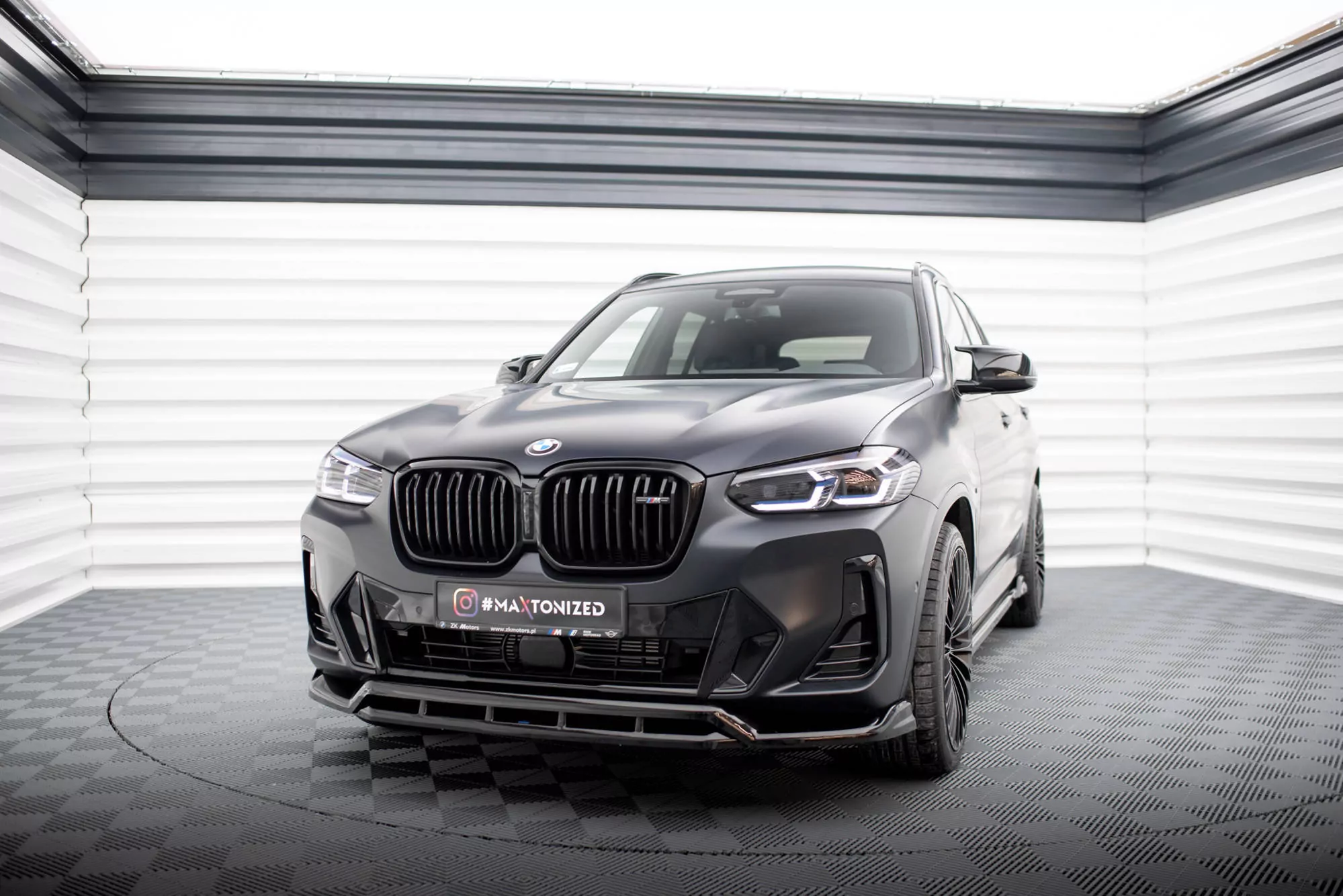 Front Ansatz Für BMW X3 M-Paket G01 Facelift / IX3 M-Paket G08 Facelift Schwarz Hochglanz