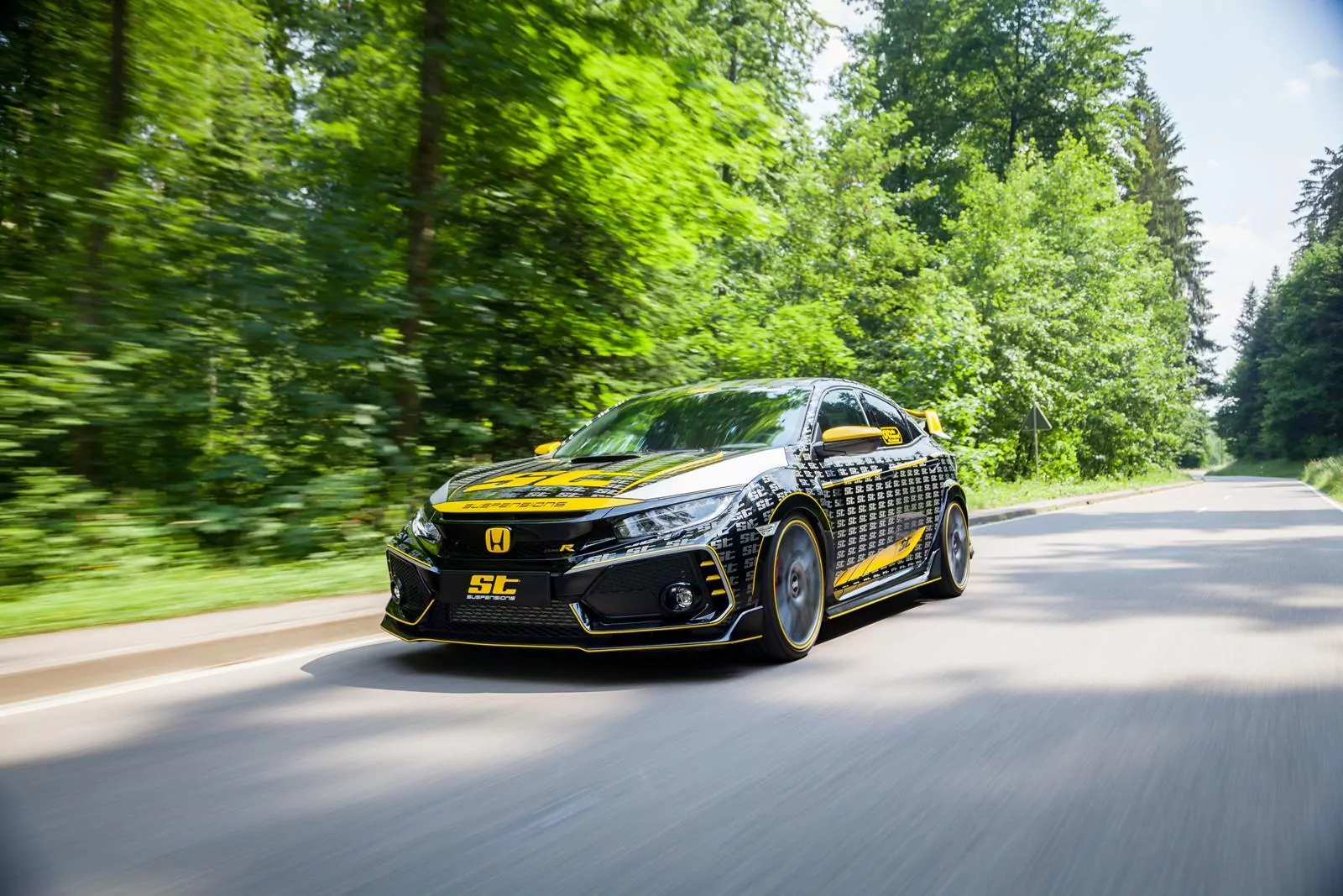 ST Gewindefahrwerk ST XTA  (härteverstellbar mit Stützlager) HONDA CIVIC XI Schrägheck (FE, FL) 01/2021-