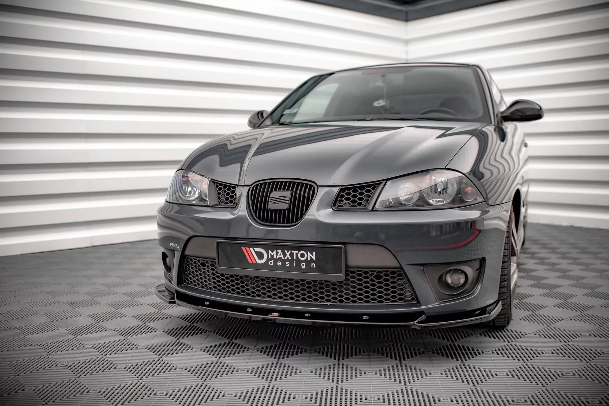 Front Ansatz V.2 Für Seat Ibiza Cupra Mk3 Schwarz Hochglanz