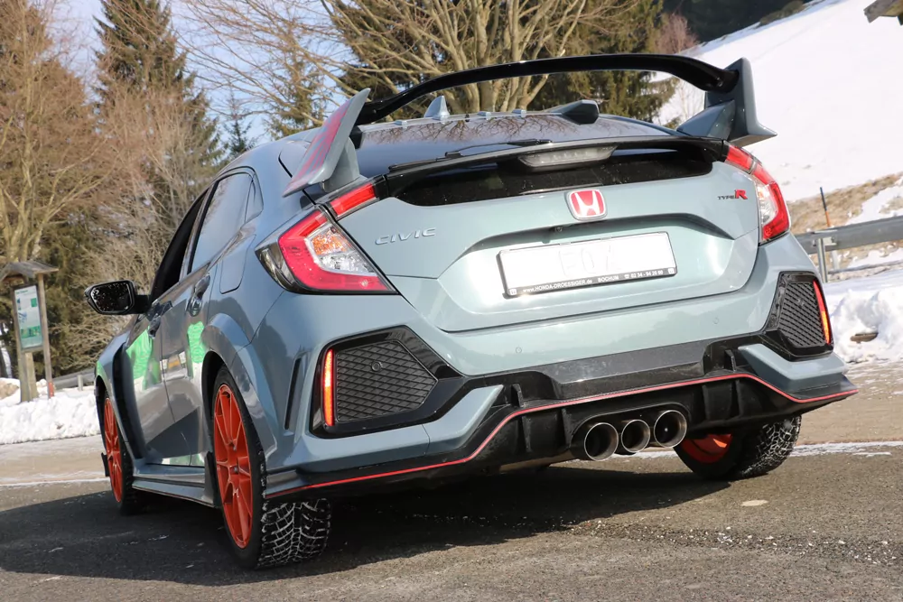 Honda Civic X Type R  Endschalldämpfer quer Ausgang rechts/links  - 100-90-100 Typ 25 mittig